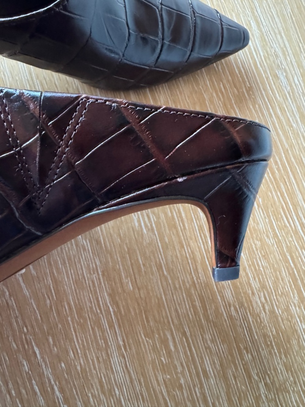NWOB MADEWELL Women’s The Emilie Heeled Mule Chocolate Raisin Croc Size 7 - Picture 14 of 16